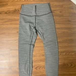 Lululemon crop leggings